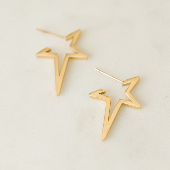 Leah Star Earrings | 18k